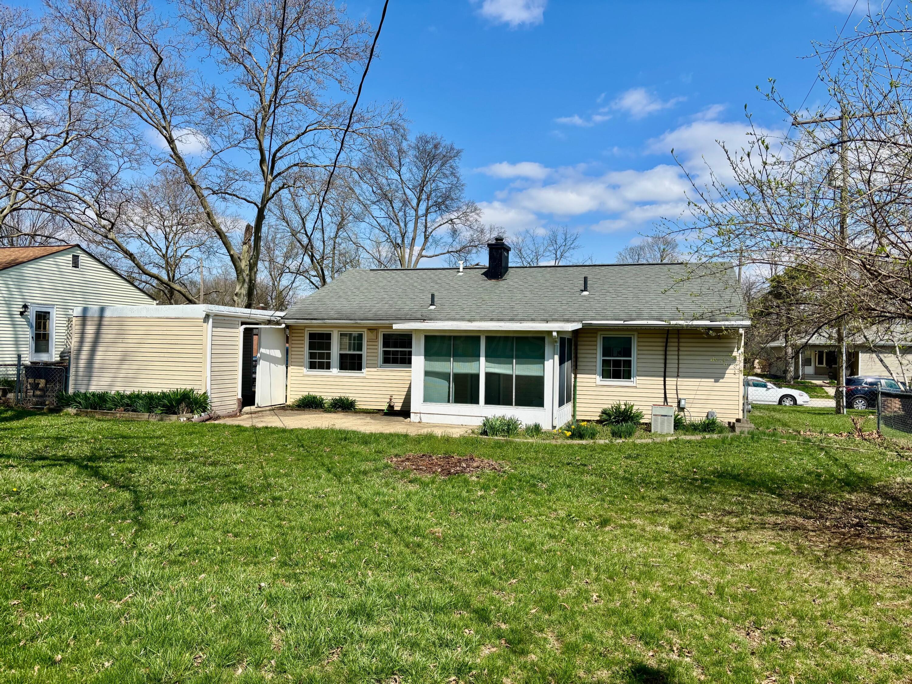313 Danhurst Road, Columbus, Ohio image 6