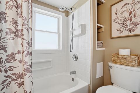 Tiny photo for 869 E Mulberry Street, Lancaster, OH 43130 (MLS # 226003025)