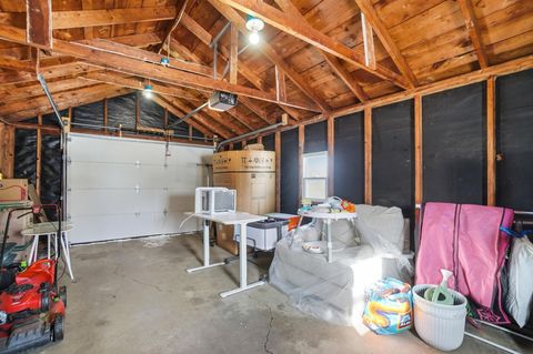 Tiny photo for 869 E Mulberry Street, Lancaster, OH 43130 (MLS # 226003025)