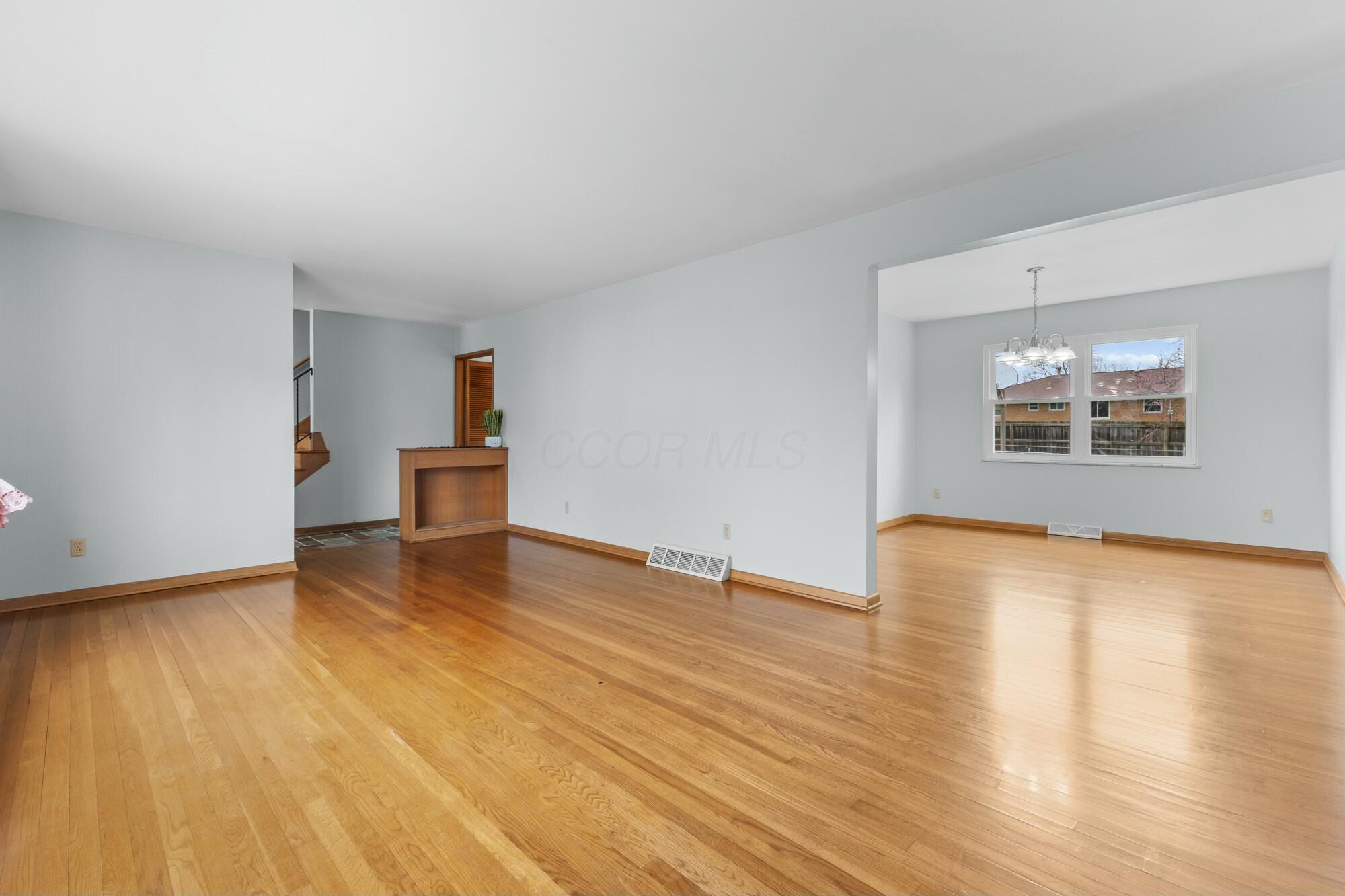 1304 Ironwood Drive, Columbus, Ohio image 6
