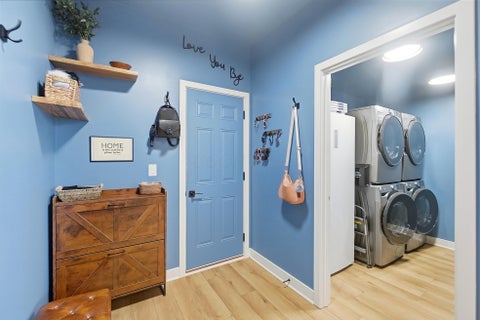 Tiny photo for 1302 Blueberry, Grove City, OH 43123 (MLS # 226025768)