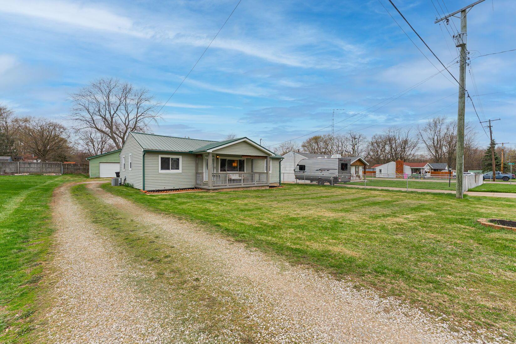 1227 N Trimble Road, Mansfield, Ohio image 4