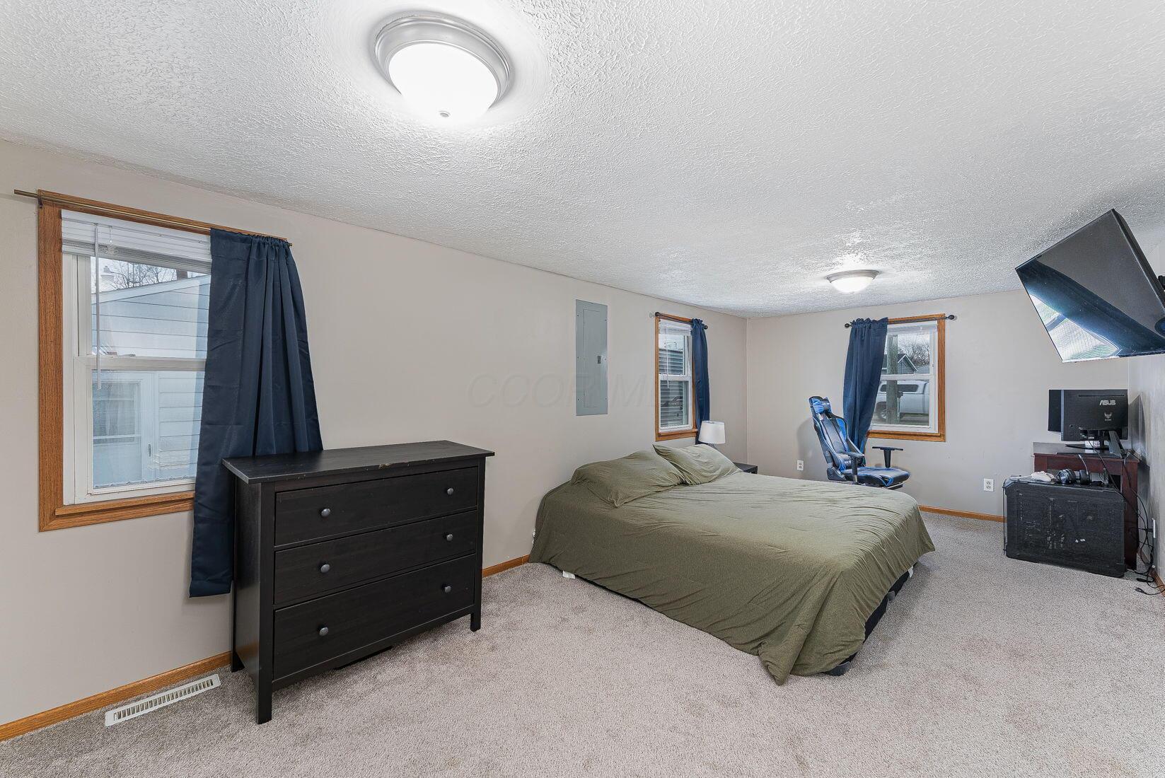 1227 N Trimble Road, Mansfield, Ohio image 17