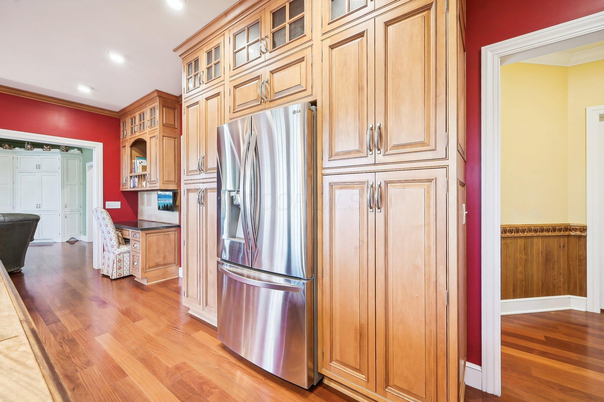 1424 Greenbrier Drive, Mount Vernon, Ohio image 8