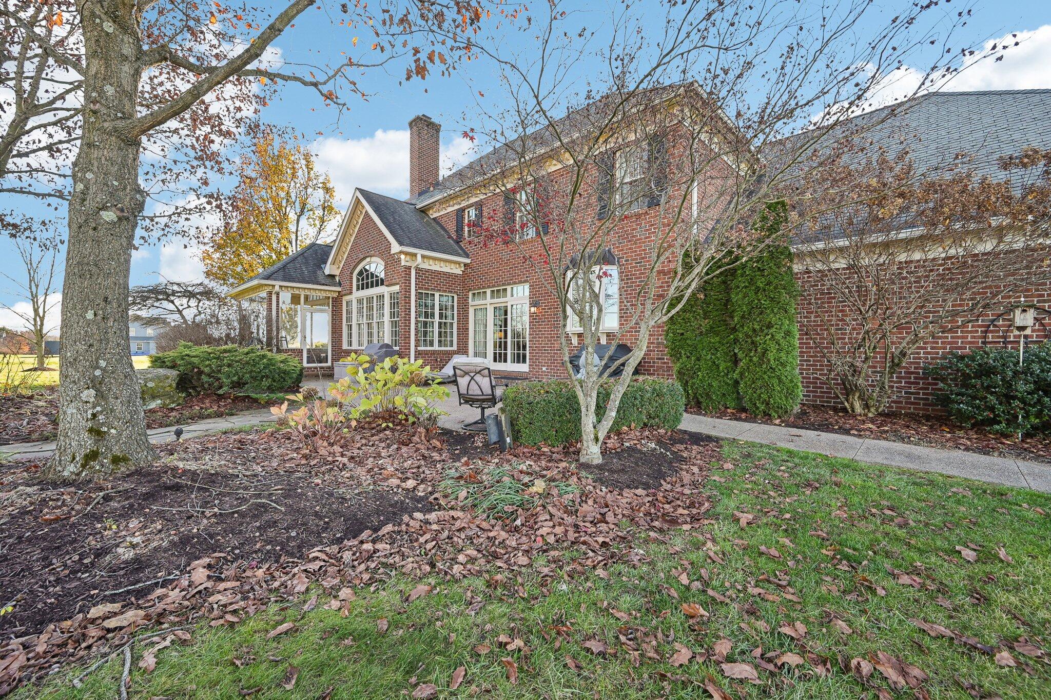 1424 Greenbrier Drive, Mount Vernon, Ohio image 5