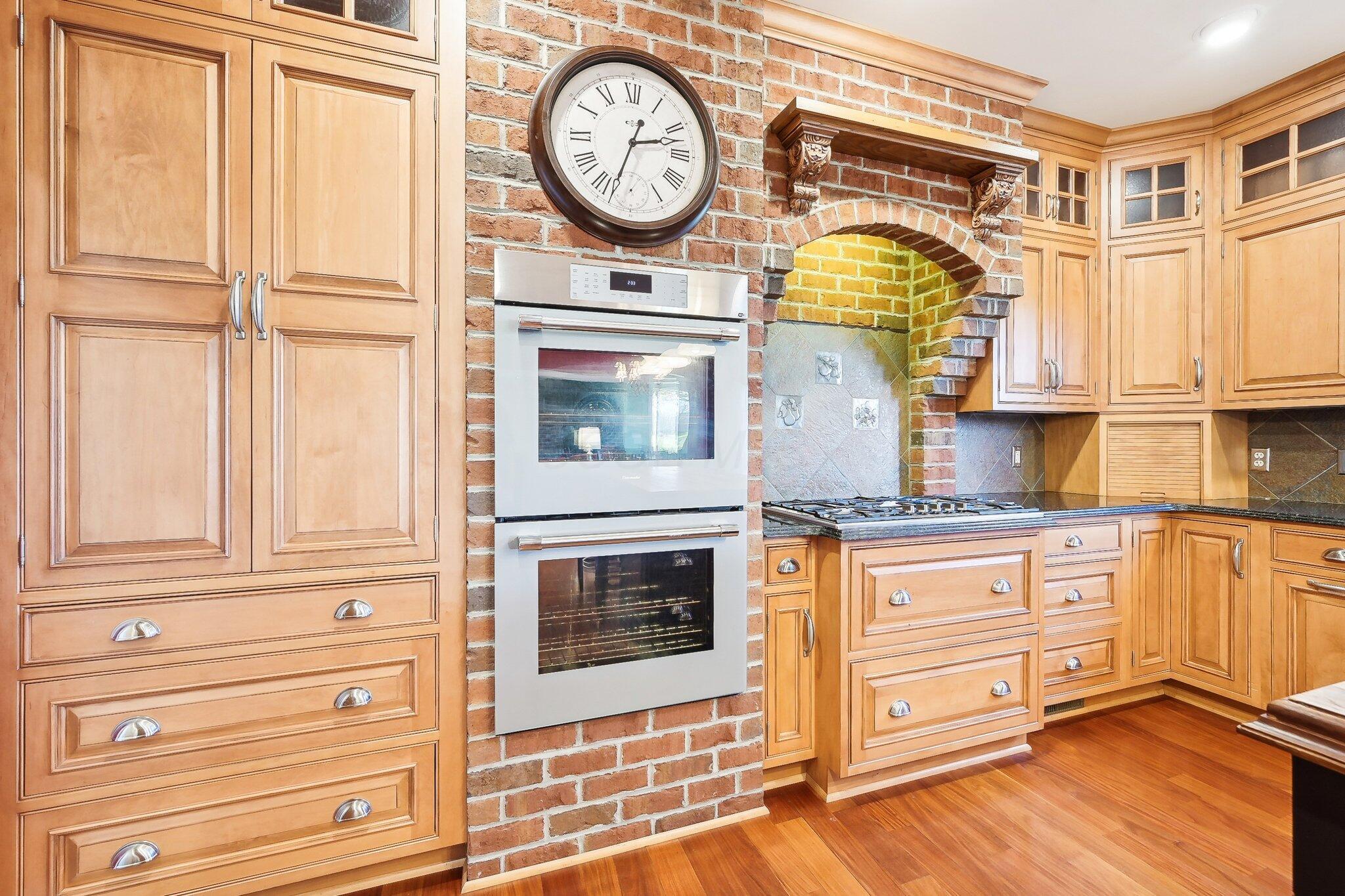1424 Greenbrier Drive, Mount Vernon, Ohio image 9