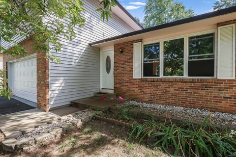 Photo of 3085 Palomar Avenue, Columbus, OH 43231 (MLS # 226034803)