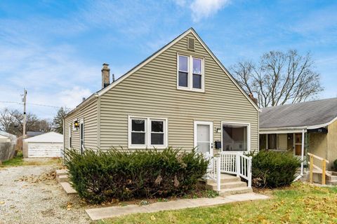 Tiny photo for 1706 Oakwood Avenue, Columbus, OH 43207 (MLS # 225044504)