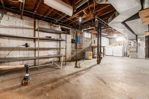 Tiny photo for 1706 Oakwood Avenue, Columbus, OH 43207 (MLS # 225044504)