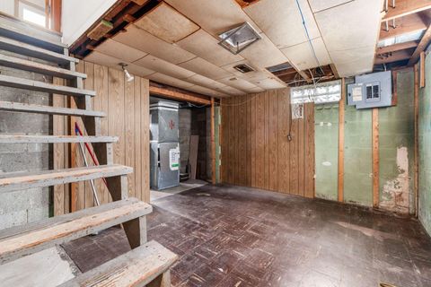 Tiny photo for 1706 Oakwood Avenue, Columbus, OH 43207 (MLS # 225044504)