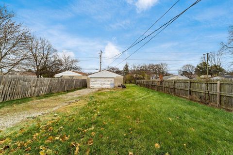 Tiny photo for 1706 Oakwood Avenue, Columbus, OH 43207 (MLS # 225044504)