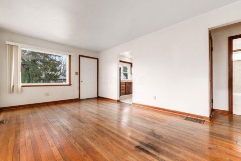 Tiny photo for 1706 Oakwood Avenue, Columbus, OH 43207 (MLS # 225044504)