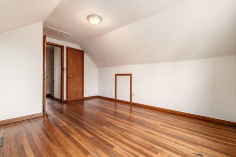 Tiny photo for 1706 Oakwood Avenue, Columbus, OH 43207 (MLS # 225044504)