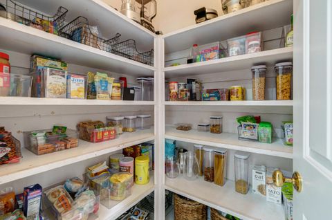 Tiny photo for 6988 Greensward Road, New Albany, OH 43054 (MLS # 226006136)