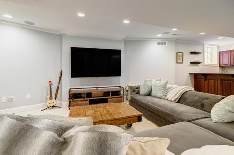 Tiny photo for 6988 Greensward Road, New Albany, OH 43054 (MLS # 226006136)