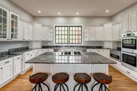 Tiny photo for 6988 Greensward Road, New Albany, OH 43054 (MLS # 226006136)