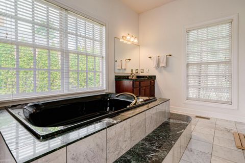 Tiny photo for 6988 Greensward Road, New Albany, OH 43054 (MLS # 226006136)