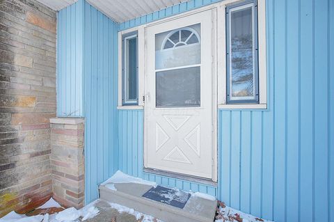 Tiny photo for 1925 Holt Street, Thurston, OH 43157 (MLS # 226003289)