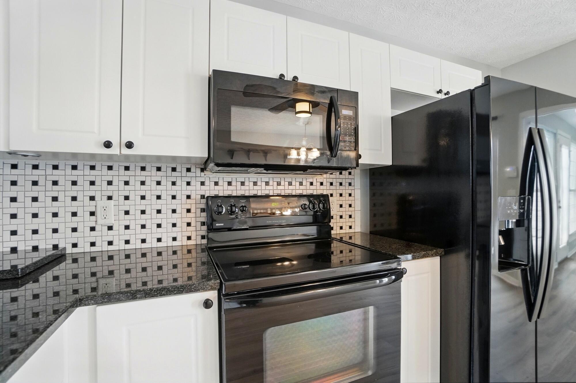 4366 Culburn Park Drive, Grove City, Ohio image 14