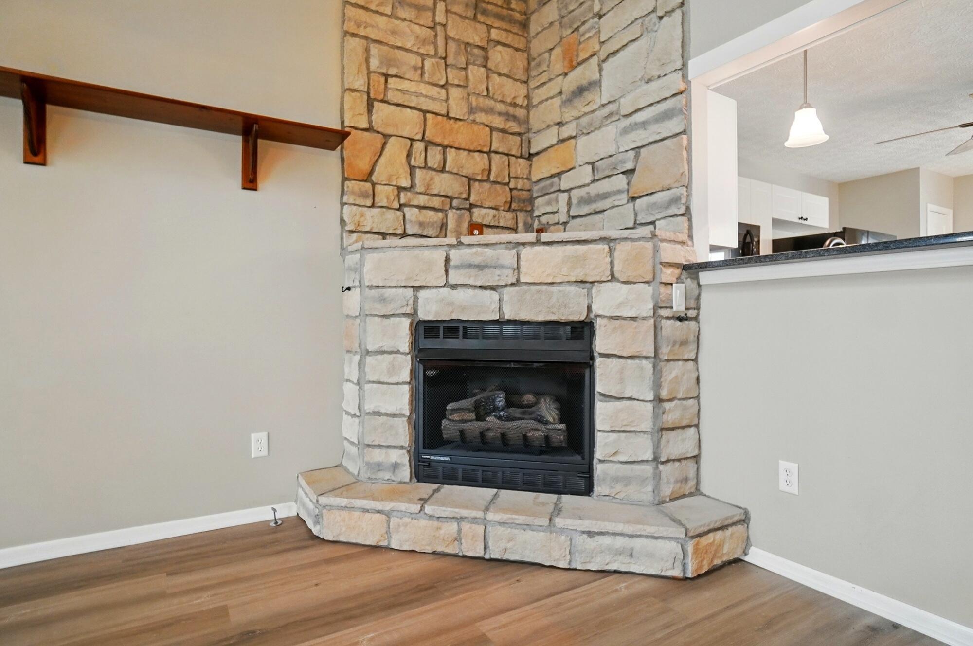 4366 Culburn Park Drive, Grove City, Ohio image 9