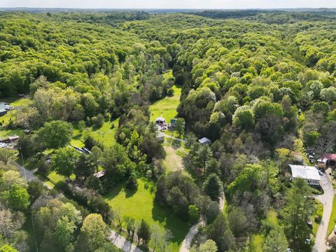 Homes For Sale - 2300 Fairview Road<br/> Seaman, OH 45679