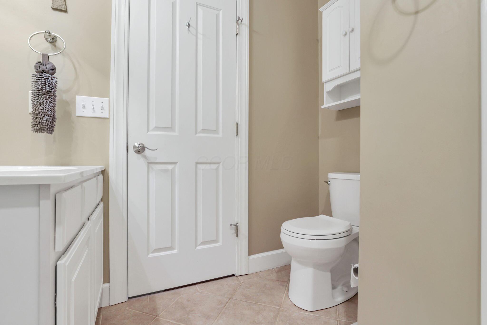 3654 Apple Valley Drive, Howard, Ohio image 36