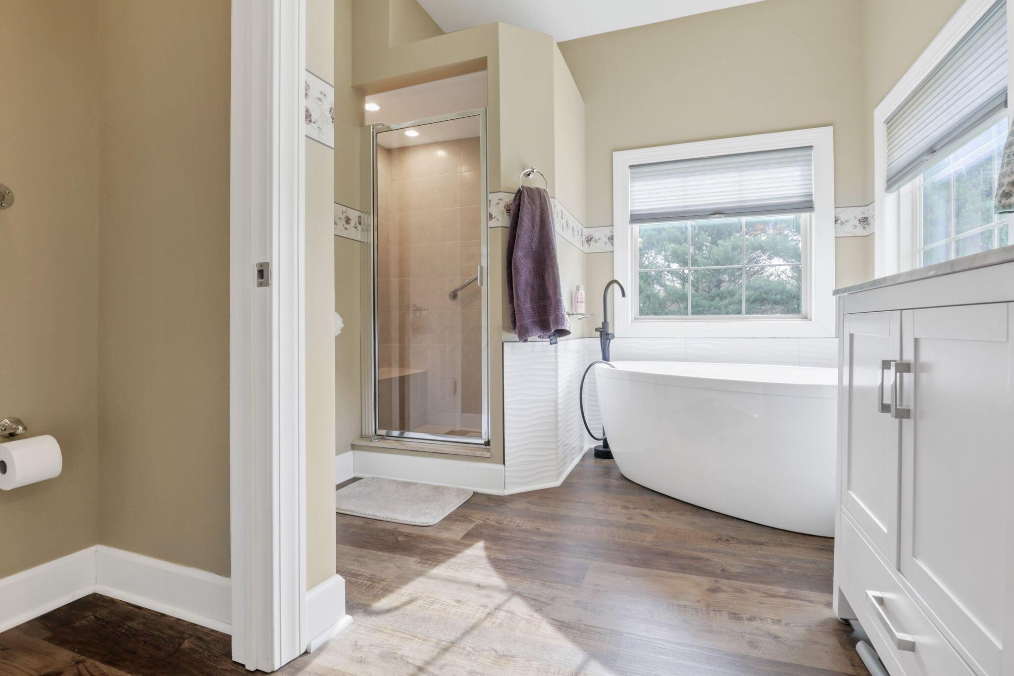 3654 Apple Valley Drive, Howard, Ohio image 27