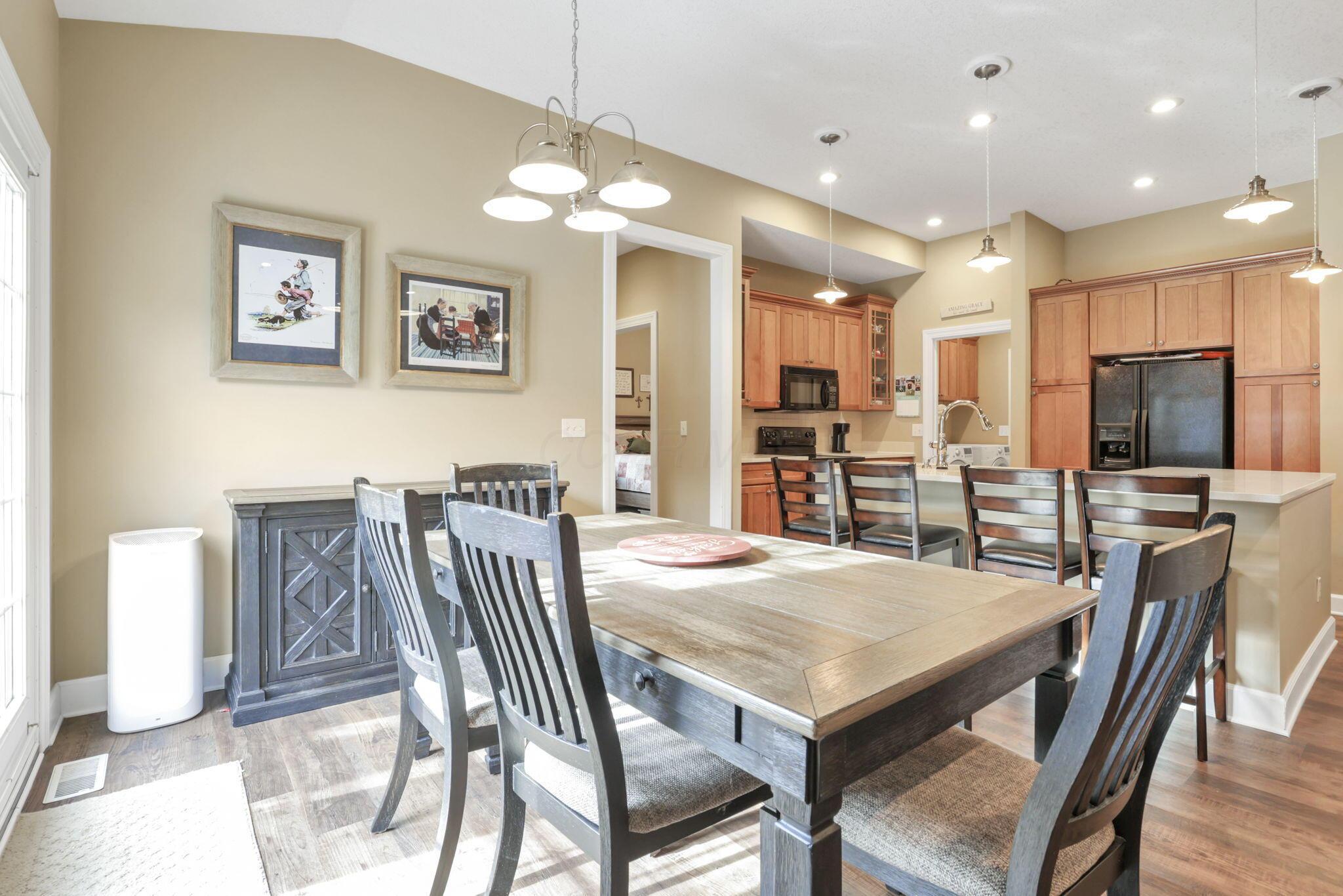 3654 Apple Valley Drive, Howard, Ohio image 10