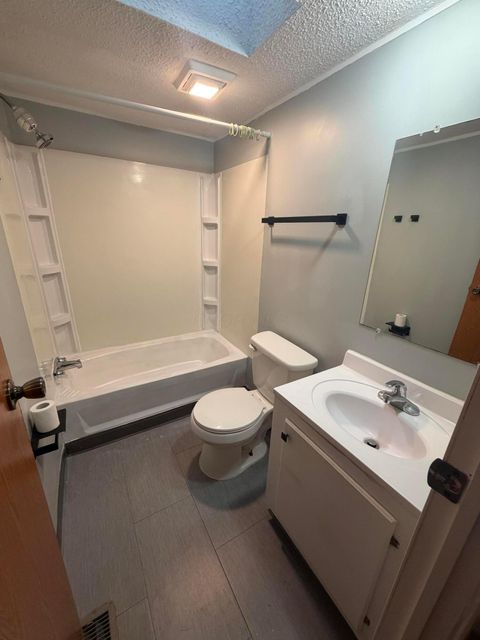 Tiny photo for 1477 Dove Dr Drive, Columbus, OH 43219 (MLS # 226000919)