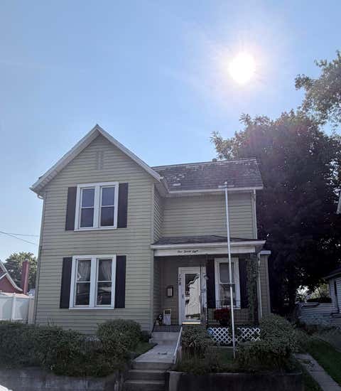 Photo of 128 N 9th Street, Newark, OH 43055 (MLS # 226029071)