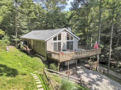 Photo of 1893 Beaver Lane, Sugar Grove, OH 43155 (MLS # 226007306)