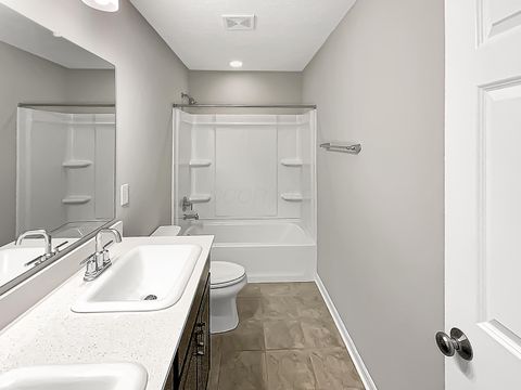 Tiny photo for 24 Erin Hills Road, Commercial Point, OH 43116 (MLS # 226002791)