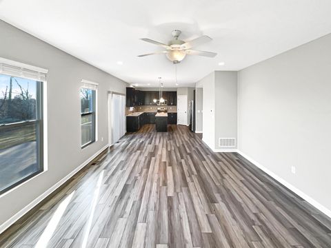 Tiny photo for 24 Erin Hills Road, Commercial Point, OH 43116 (MLS # 226002791)