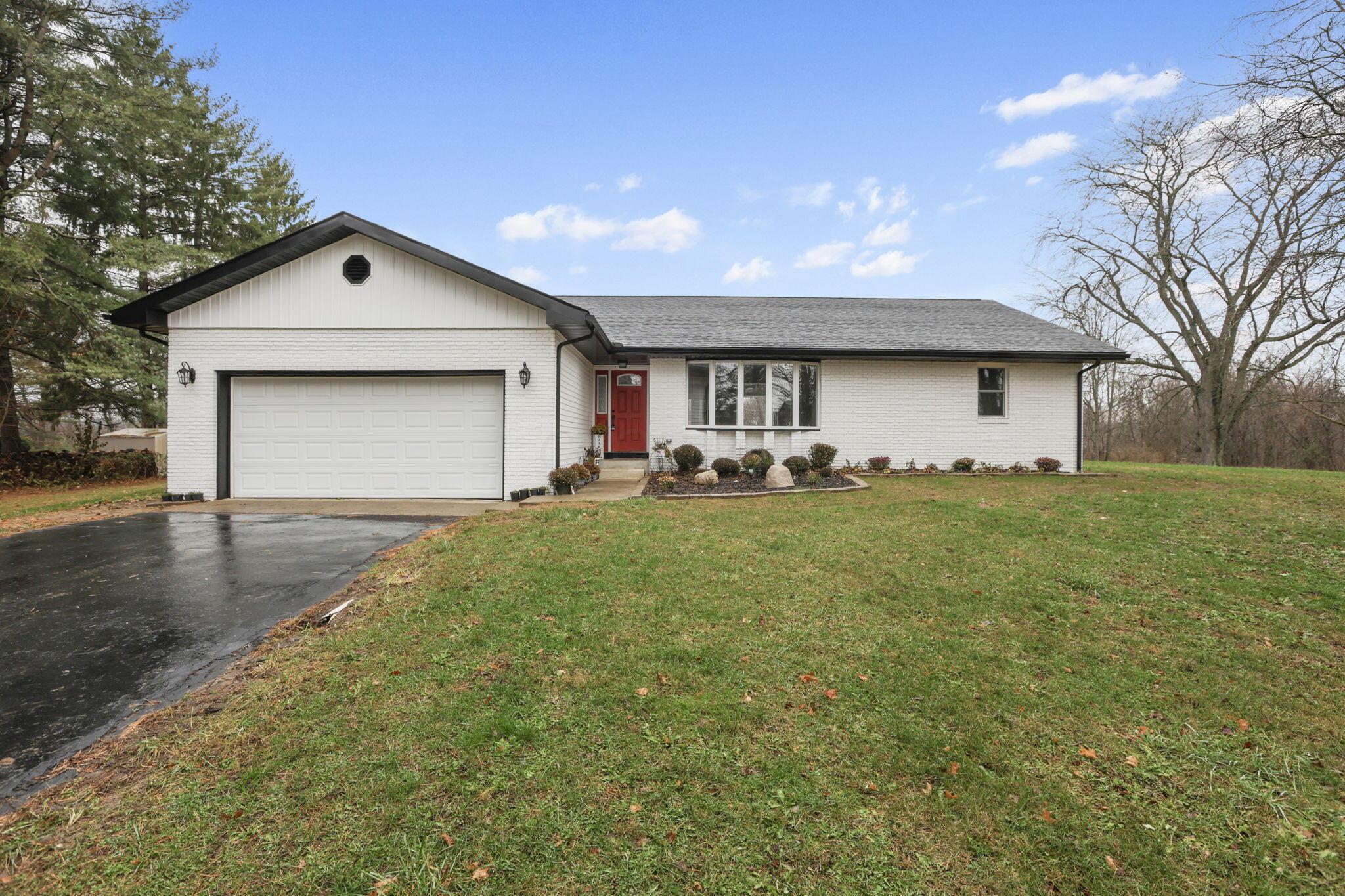 26555 Shoemaker Road, Circleville, Ohio image 1