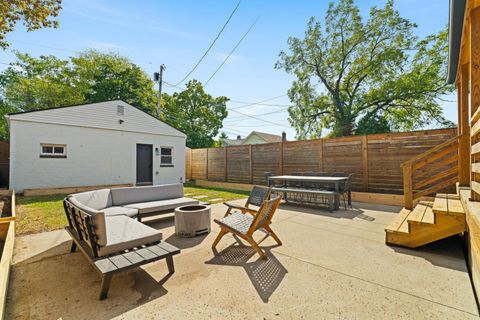 Tiny photo for 834 Wilson Avenue, Columbus, OH 43206 (MLS # 225037598)