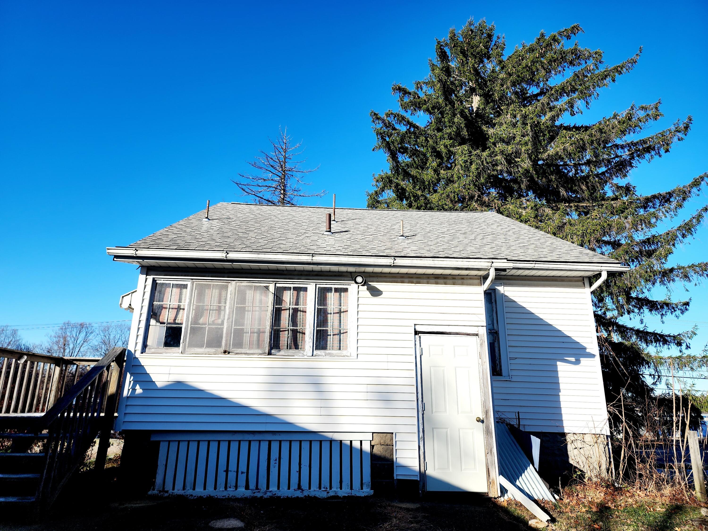 2208 East Pike, Zanesville, Ohio image 18