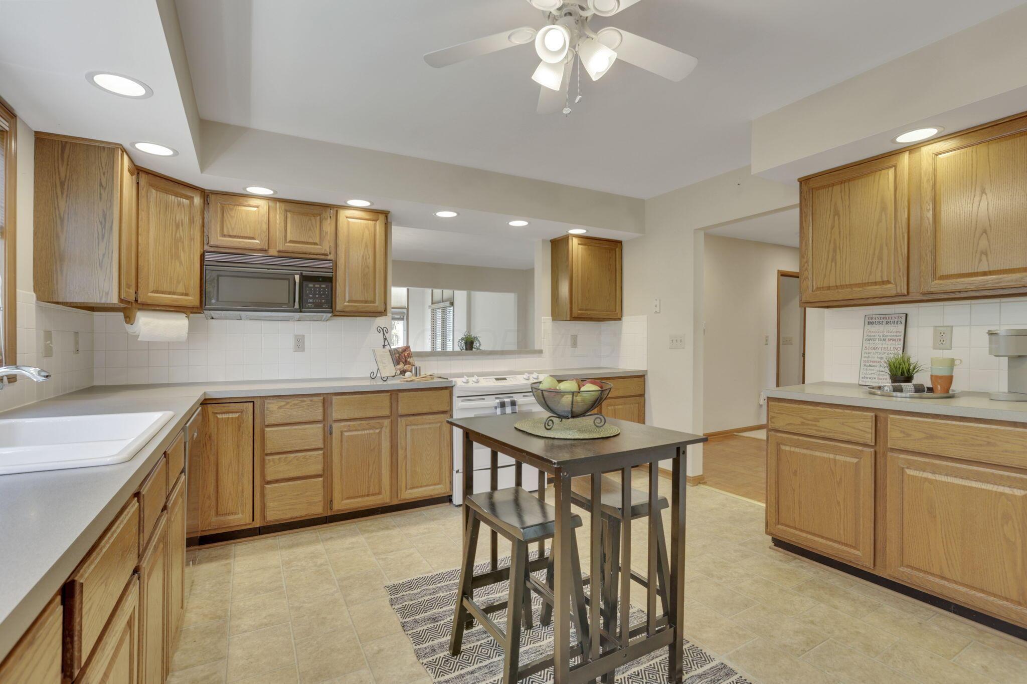 4960 Blendon Pond Drive, Westerville, Ohio image 20