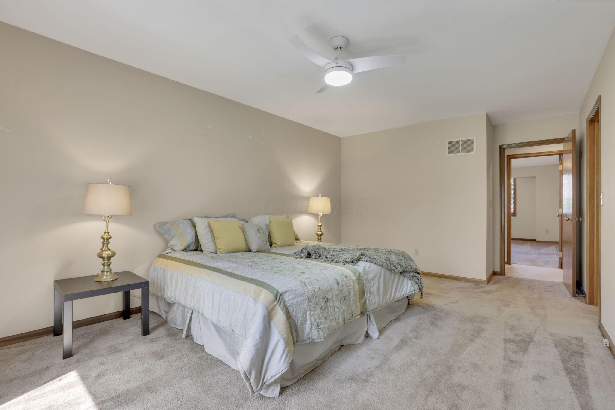 4960 Blendon Pond Drive, Westerville, Ohio image 27