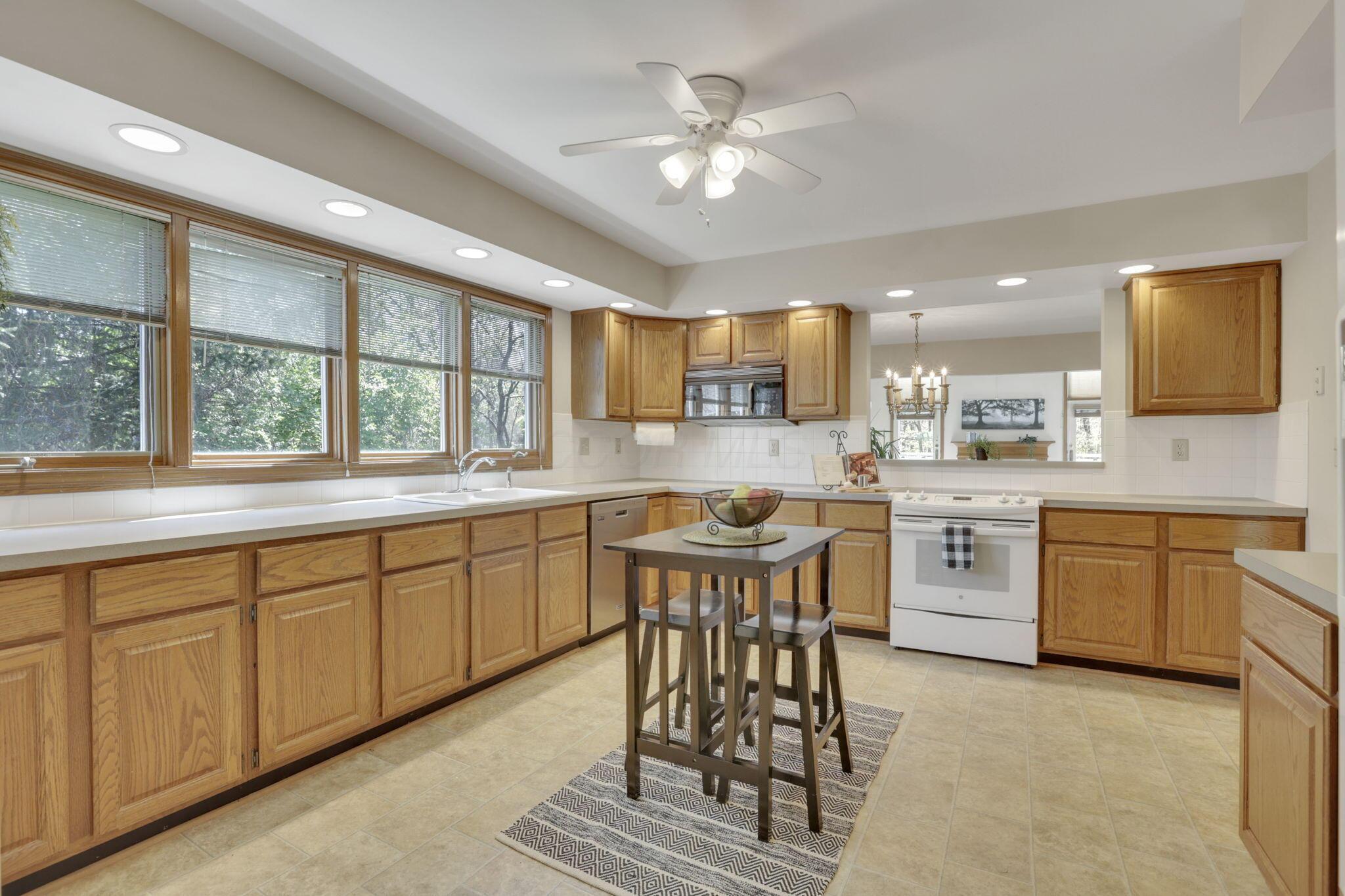 4960 Blendon Pond Drive, Westerville, Ohio image 22