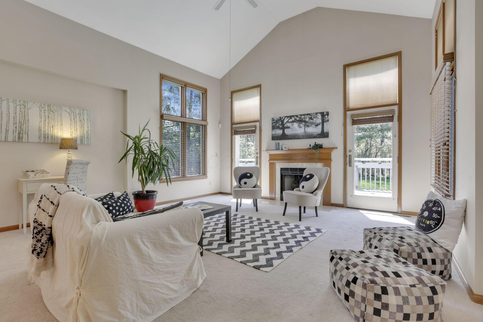 4960 Blendon Pond Drive, Westerville, Ohio image 7
