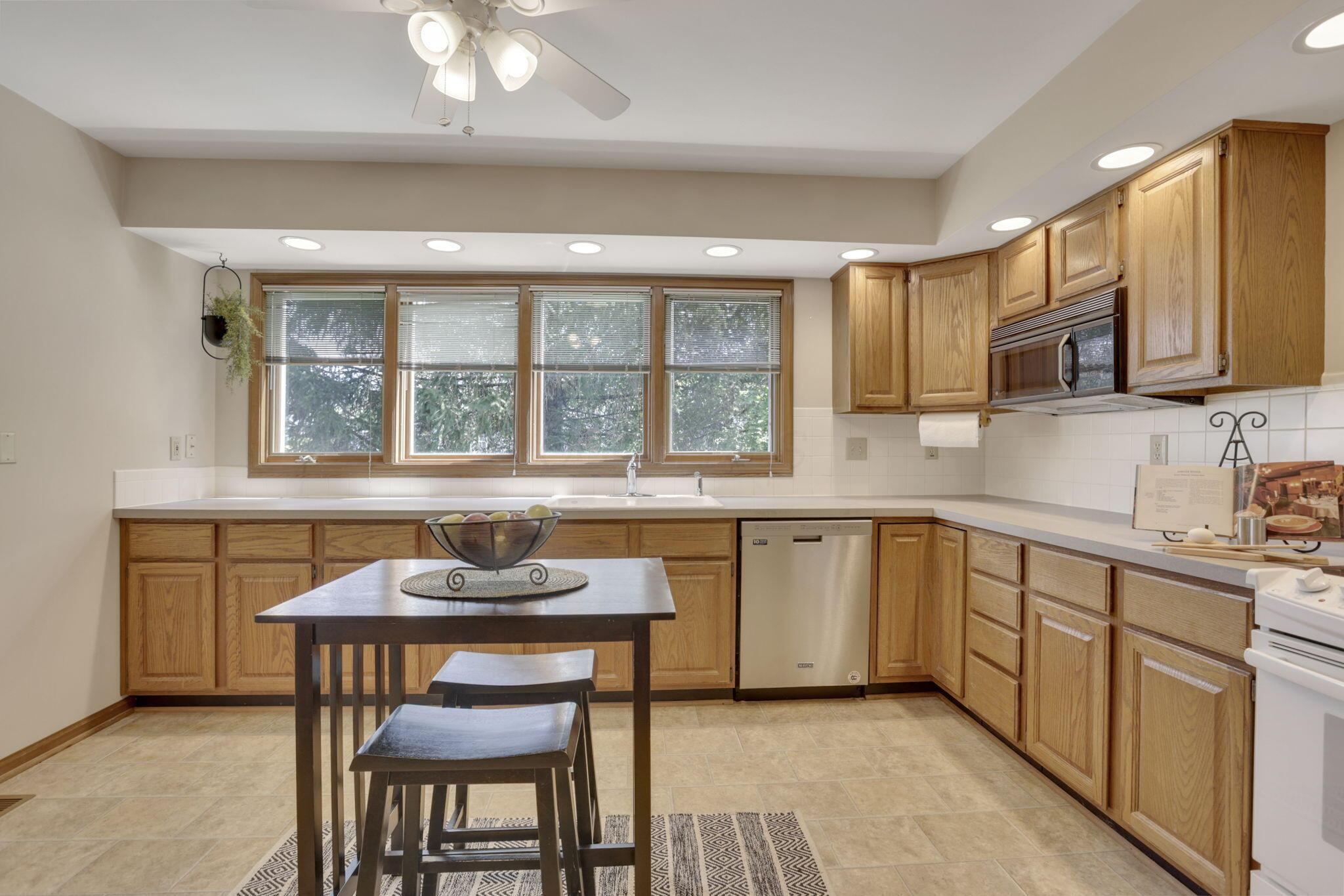 4960 Blendon Pond Drive, Westerville, Ohio image 23