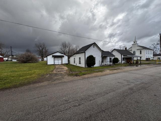 28 Market Street, Bloomingburg, Ohio image 3