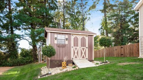 Tiny photo for 209 Fancy Street, Somerset, OH 43783 (MLS # 225038933)