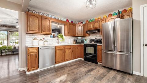 Tiny photo for 209 Fancy Street, Somerset, OH 43783 (MLS # 225038933)