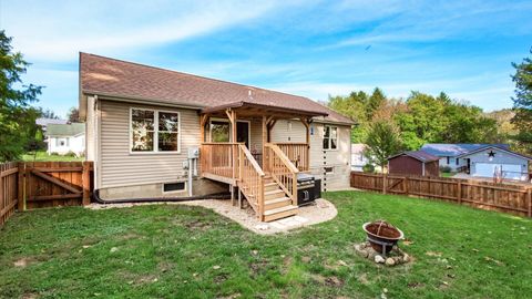 Tiny photo for 209 Fancy Street, Somerset, OH 43783 (MLS # 225038933)