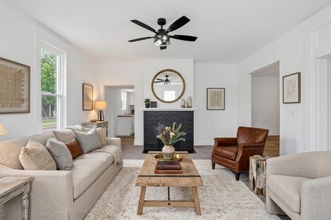 Tiny photo for 461 N Court Street, Circleville, OH 43113 (MLS # 226018096)