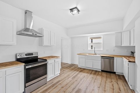 Tiny photo for 461 N Court Street, Circleville, OH 43113 (MLS # 226018096)