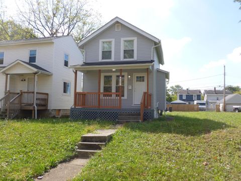 Photo of 927 Camden Avenue, Columbus, OH 43201 (MLS # 225036731)