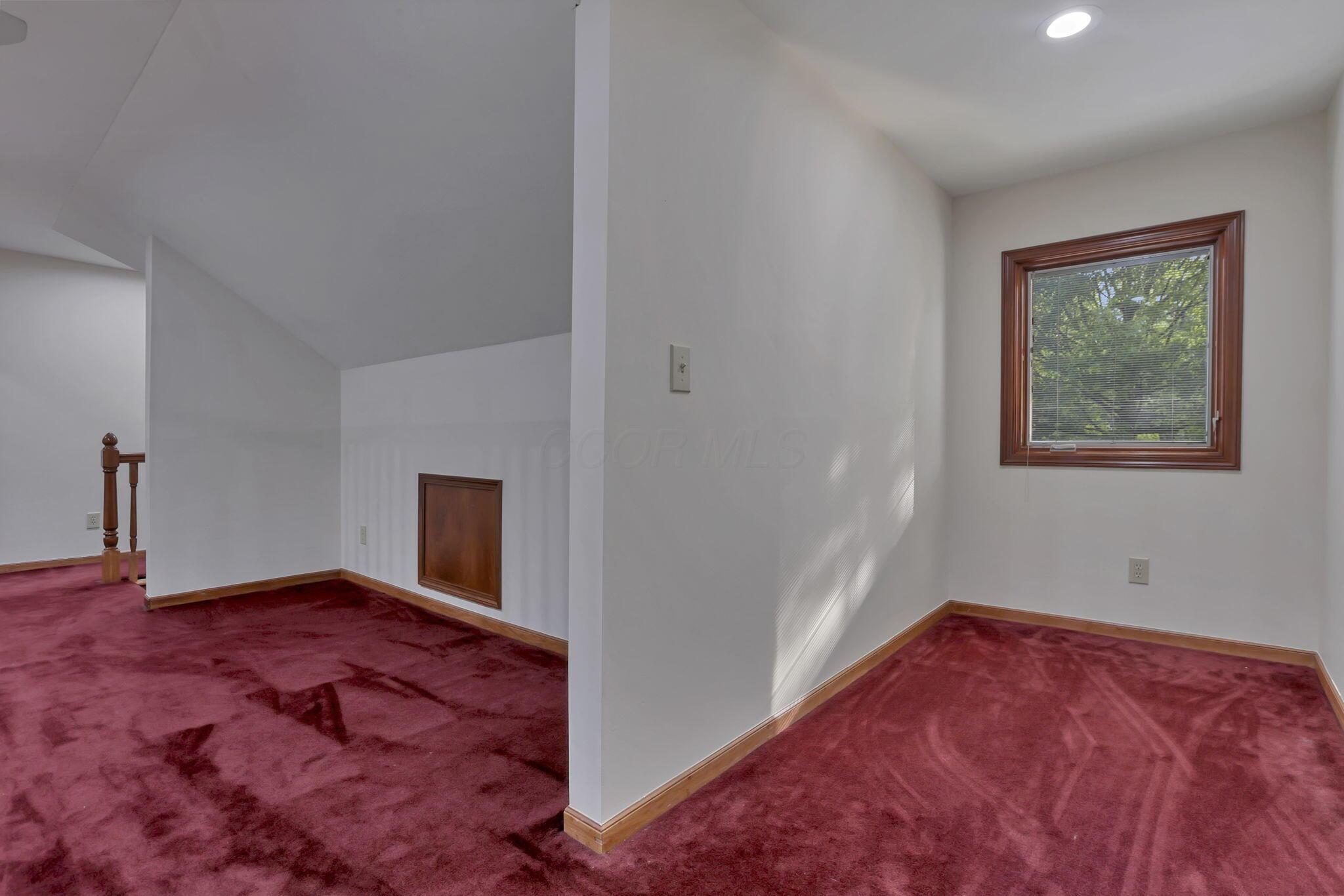 Westerville, Ohio 43081, United States, 4 Bedrooms Bedrooms, ,4 BathroomsBathrooms,Residential,Contingent,154374