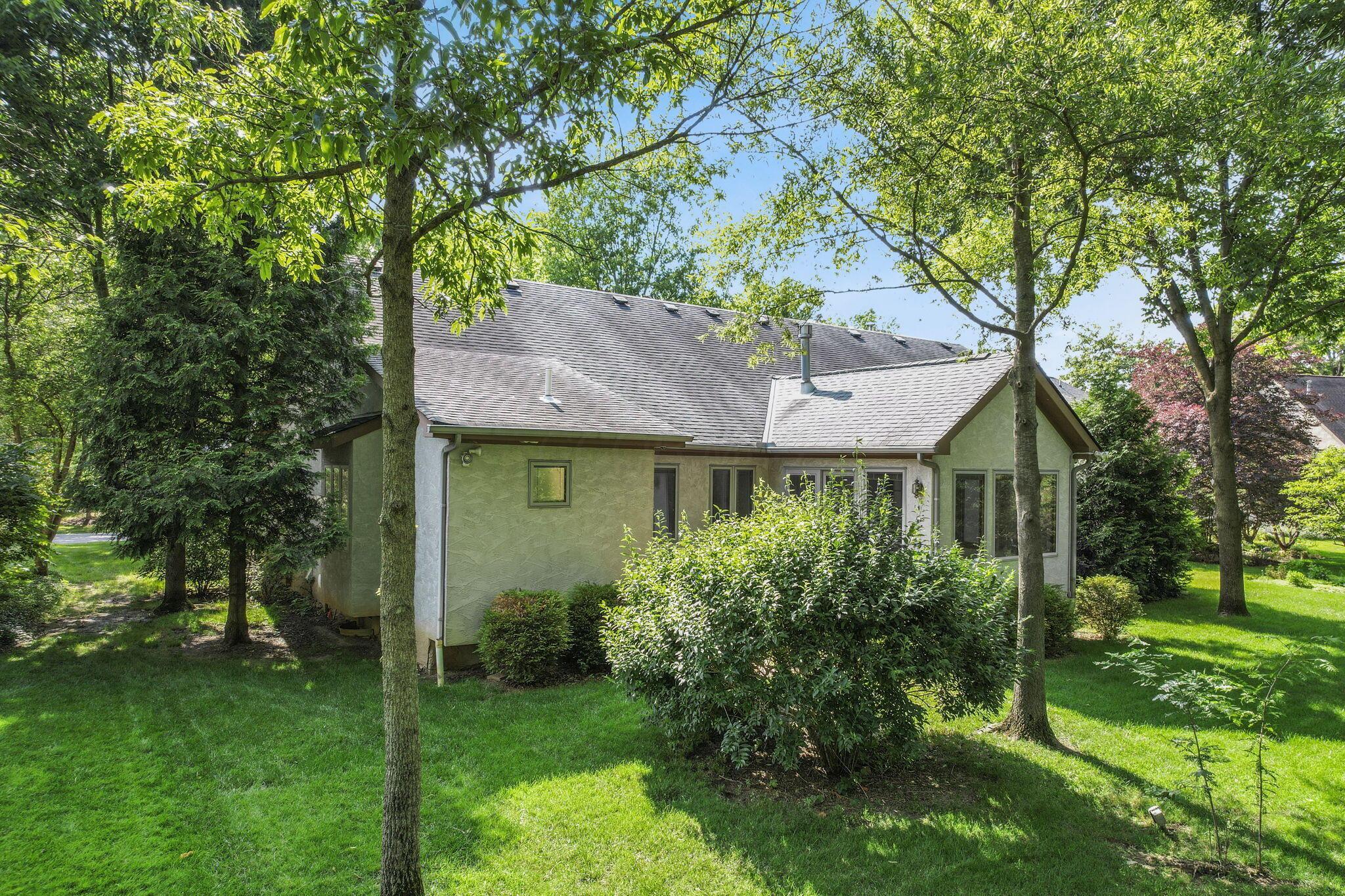 Westerville, Ohio 43081, United States, 4 Bedrooms Bedrooms, ,4 BathroomsBathrooms,Residential,Contingent,154374